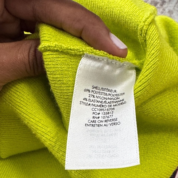 ALICE + OLIVIA Ciara mock neck Lime Green cropped Sweater size XS - Picture 8 of 8